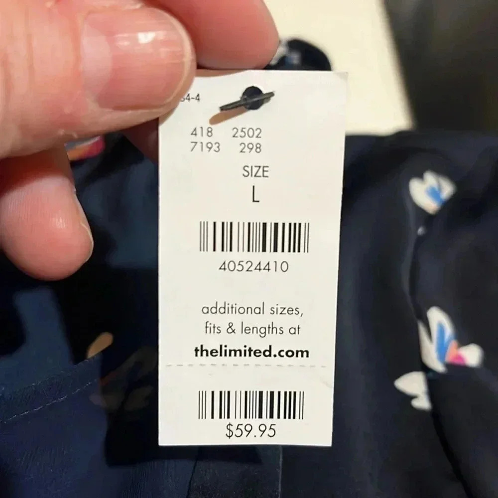 NWT Limited blue floral sheer neck blouse - large - Picture 8 of 11